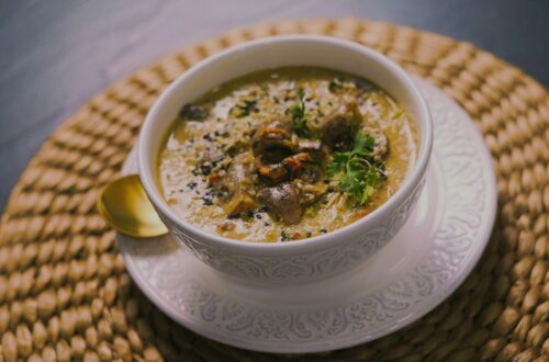 Krupnik - tradycyjne polskie danie, które rozgrzeje twoje serce i podniebienie